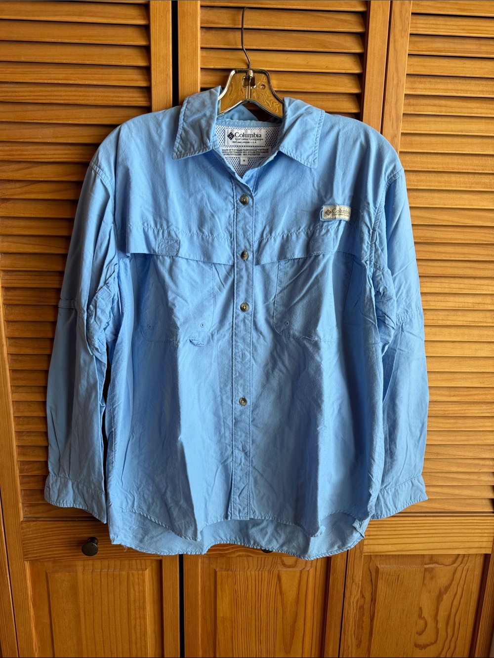 Columbia Women’s Light Blue Long-Sleeve Shirt